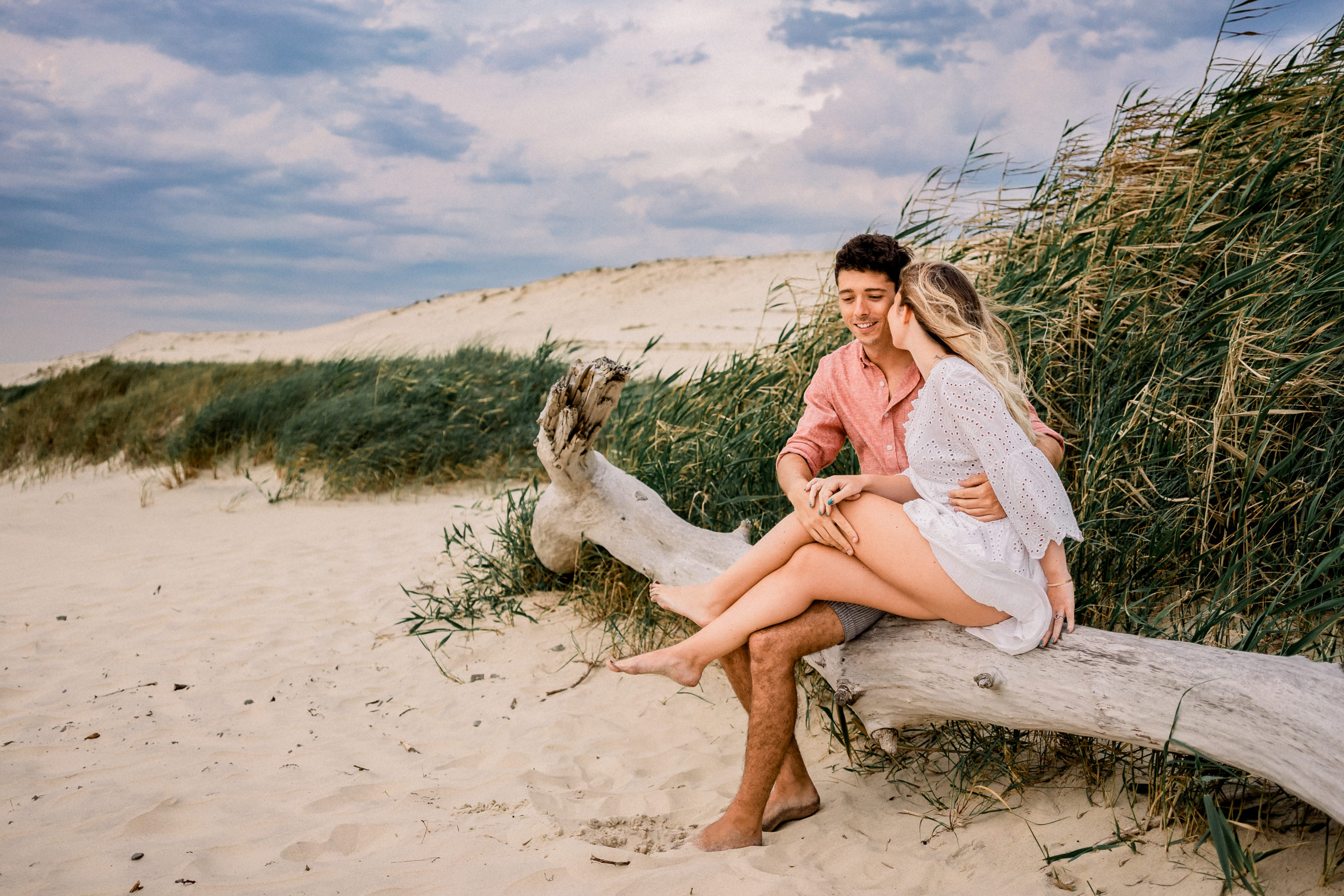 Read more about the article Séance photo dans les Landes : entre forêt, dunes et plage
