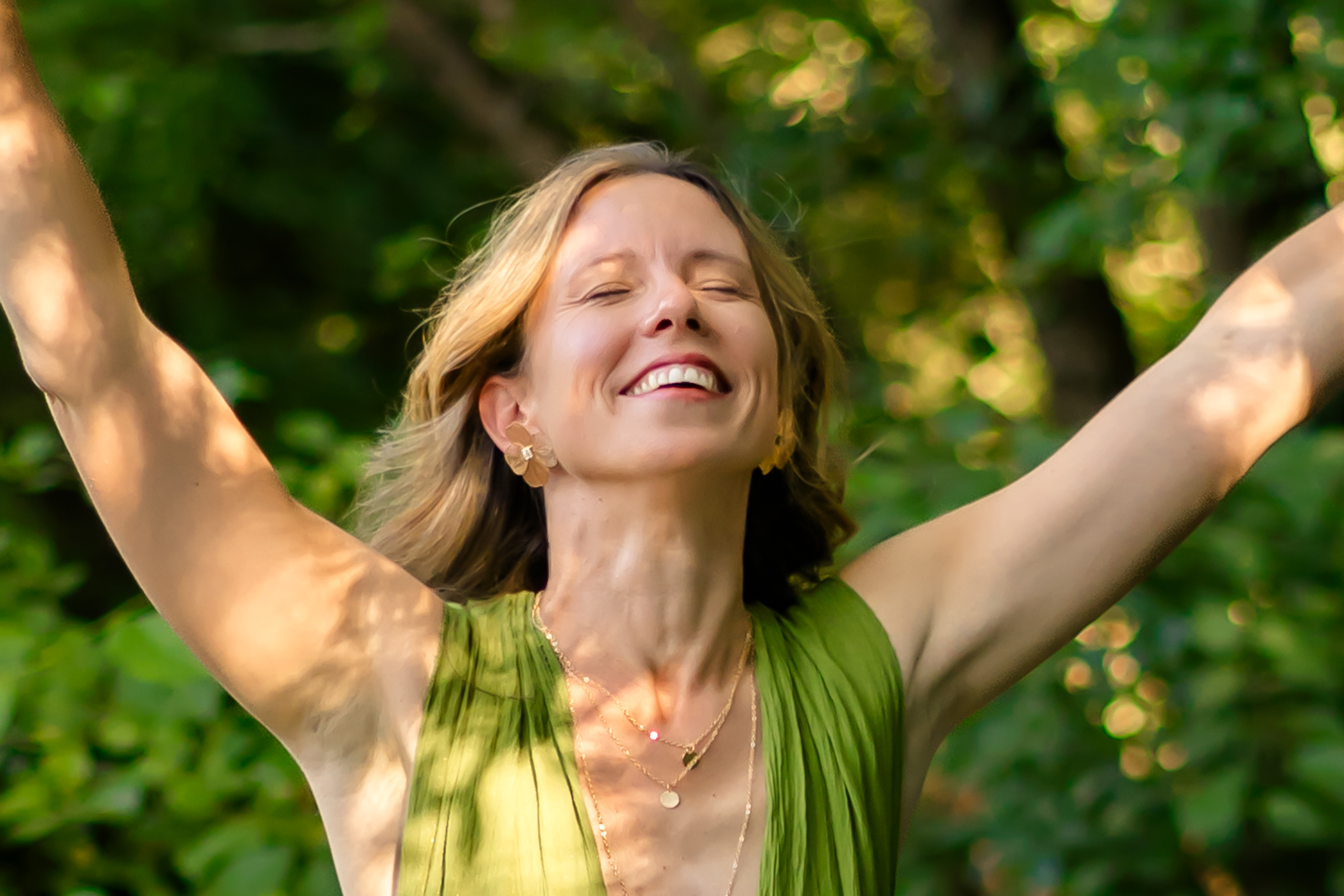 Read more about the article Comment une séance boudoir à Niort peut booster votre confiance